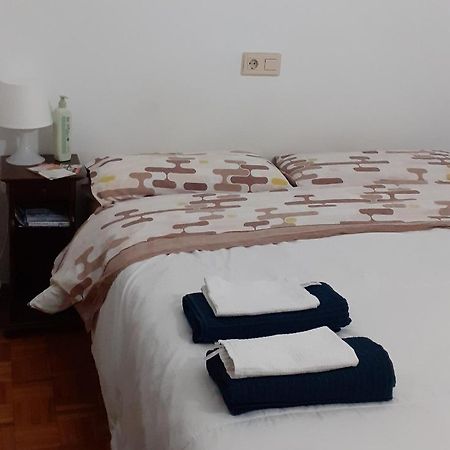 Habitacion Doble Privada En Figueres Bagian luar foto