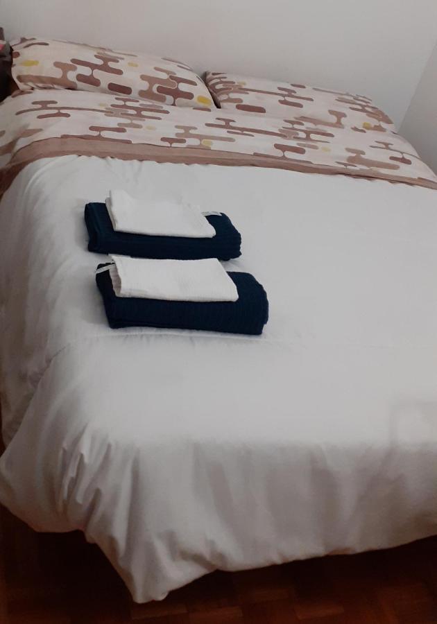 Habitacion Doble Privada En Figueres Bagian luar foto