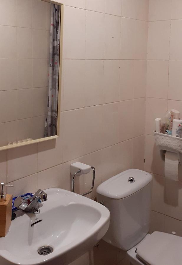 Habitacion Doble Privada En Figueres Bagian luar foto